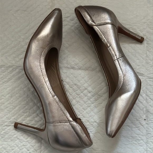 Pazzion pewter leather pointed toe pumps slip on heels EU Sz 37‎ US Sz 7 - Picture 4 of 10